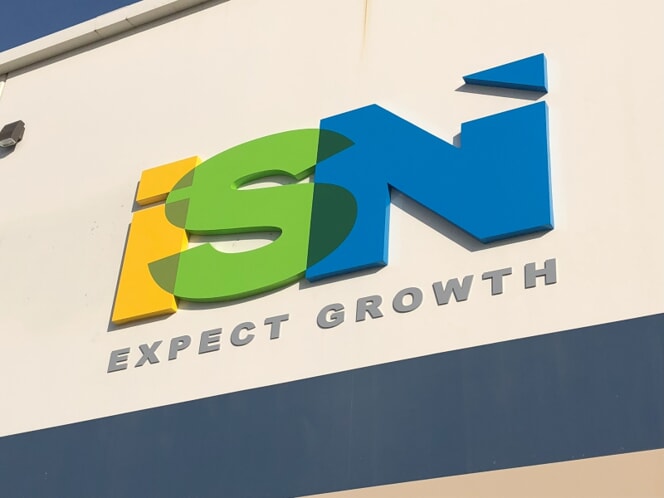 Dimensional & Routed Signs